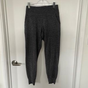 Lululemon gray heather align joggers